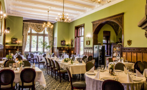 Sala restauracyjna w historycznych częściach Pałacu Hardta #8