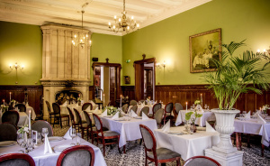 Sala restauracyjna w historycznych częściach Pałacu Hardta #8