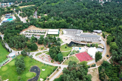 Sierpniowa oferta dla organizatorów konferencji w Holiday Inn Warszawa Józefów