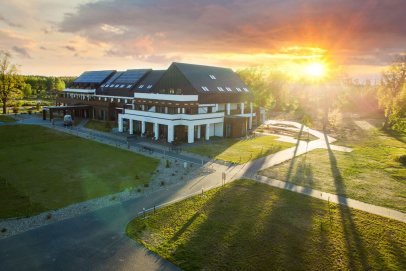 Natural Hotel - ekologiczny hotel z plażą na wyspie!