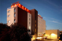 HOTTON HOTEL