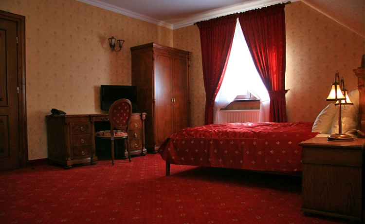 Hotel sarmata zespół dworski