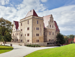 Uroczysko Siedmiu Stawów Luxury Hotel