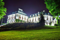 Pałac Odrowążów*****