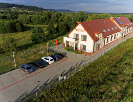 Aviator Hotel