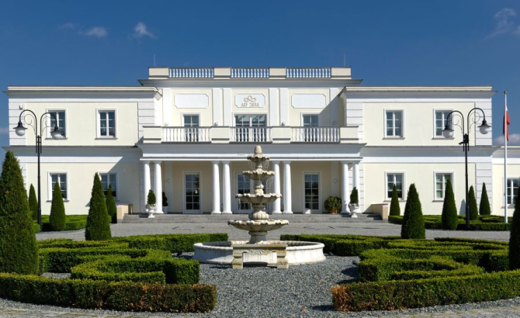 palac-jasminowy-sala-szafranowa-05-750x4