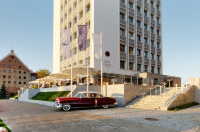 Marina Club Hotel