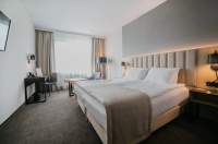 V Hotel Warsaw****